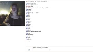 Blonde Cutie Plays the Game