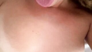 Brazilian taned lined beaty cums