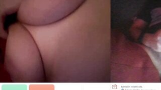 American bitch sucks her tits, GoodInCam