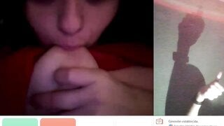 American bitch sucks her tits, GoodInCam