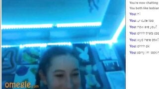 Girl Baits While on Call