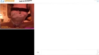 Hot girl playing on omegle
