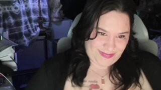 Ometv American slut flexing big tits for black cock