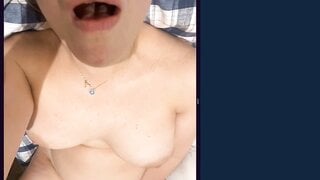 Omchater Flingster MILF plays until orgasm