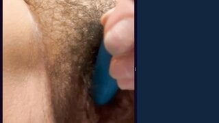 Omchater Flingster MILF plays until orgasm