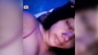 Ome Tv Teen Show her bobs