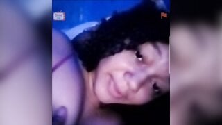 Ome Tv Teen Show her bobs