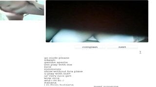 Italian Milf bates on Chatroulette