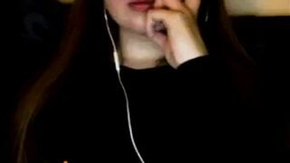 Hidden masturbation (clothed) on Omegle (no sound)