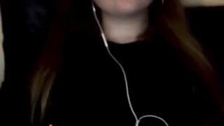 Hidden masturbation (clothed) on Omegle (no sound)