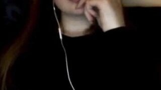 Hidden masturbation (clothed) on Omegle (no sound)