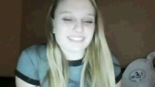 Teen Fingering Her Pussy For Me Omegle
