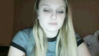 Teen Fingering Her Pussy For Me Omegle